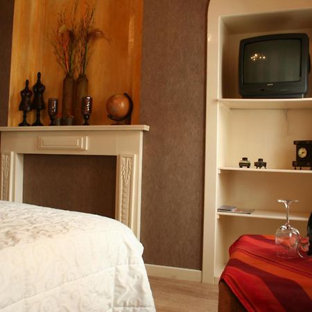B&B Con Ampere Брюж Екстериор снимка