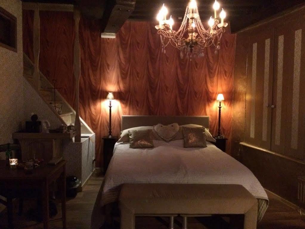 B&B Con Ampere Брюж Екстериор снимка
